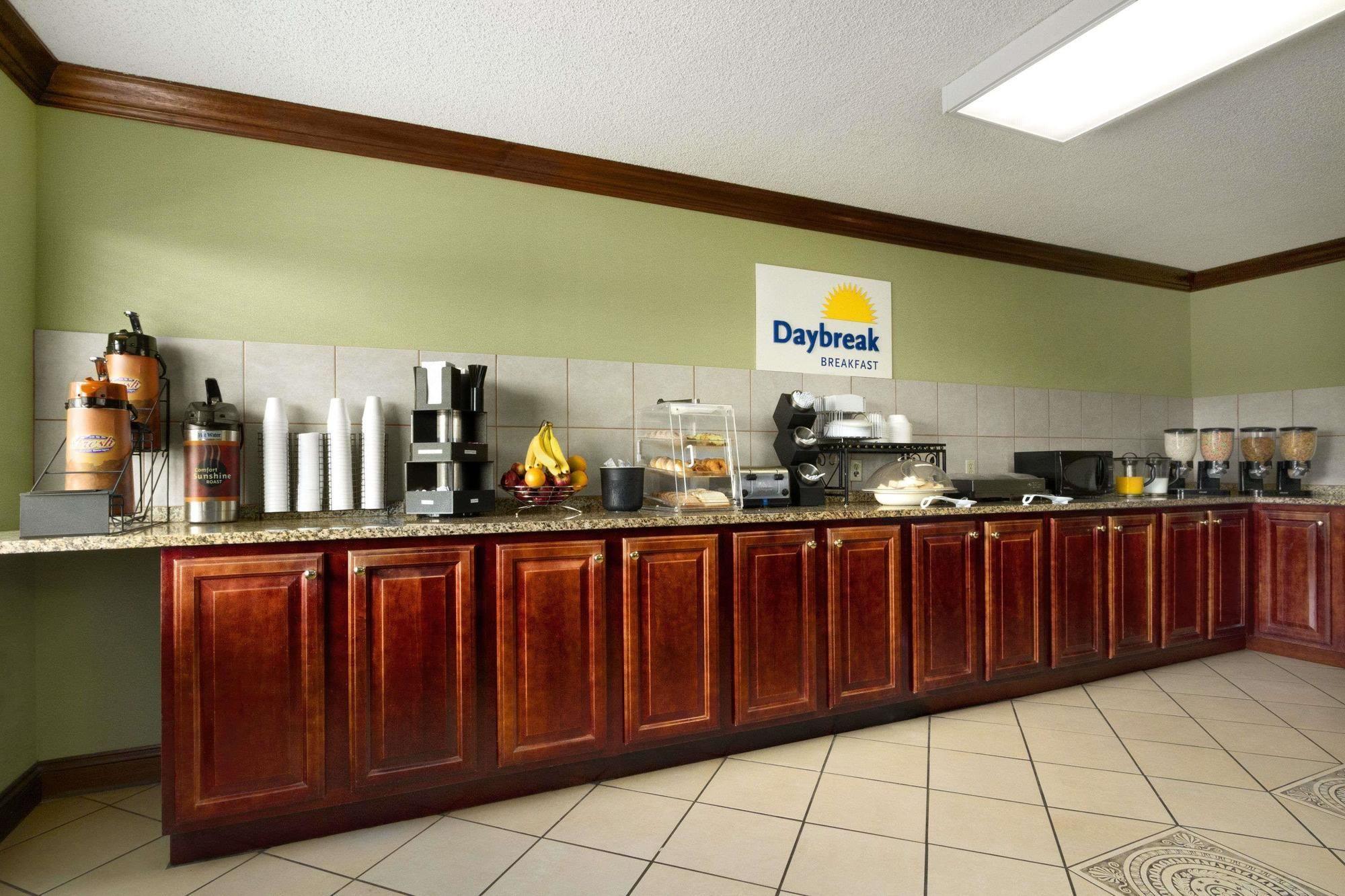 Days Inn By Wyndham Southaven Ms Exteriér fotografie